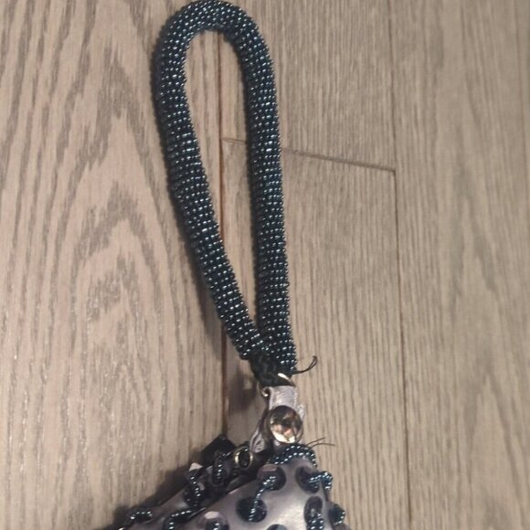 Elegant Beaded Wristlet Clutch - Purple and Black - Picture 2 of 5